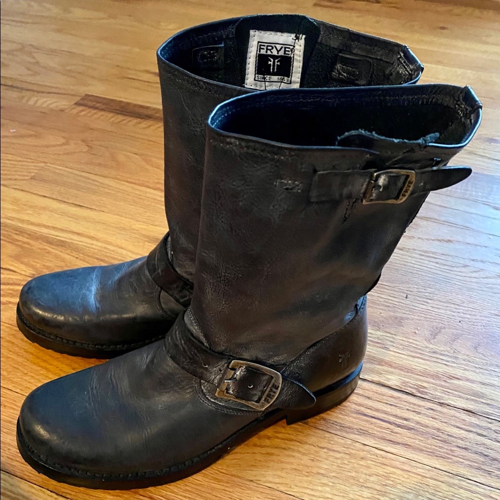 Frye Veronica boots